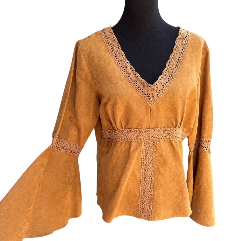 Fiorlini International Camel Faux Suede Bell Sleeve Top With Crochet Trim, Large